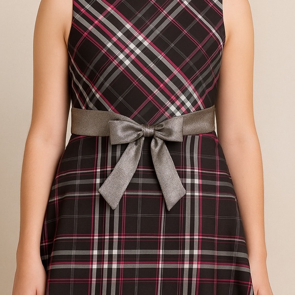 Chic Plaid Party Dress with Metallic Bow – Size 12 - Picture 1 of 4